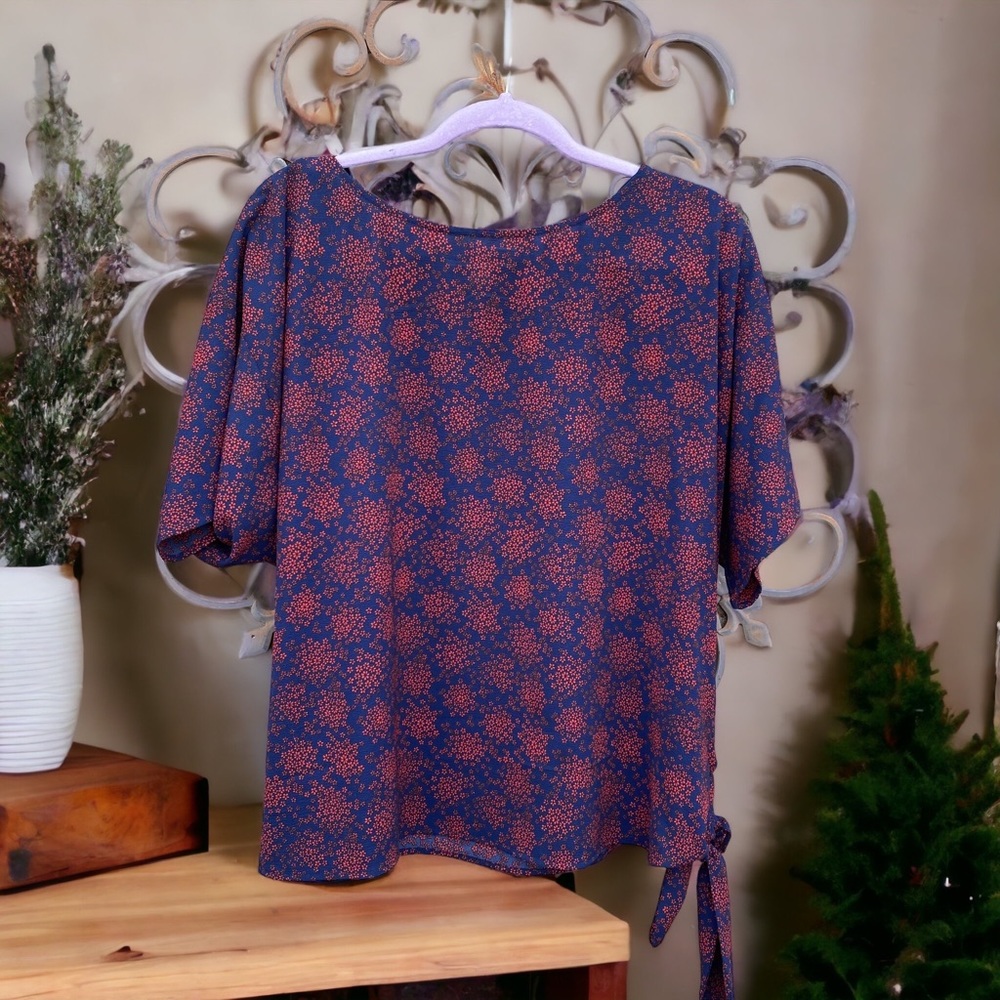 MICHAEL Michael Kors Top, Red on Navy Floral, Size Large
